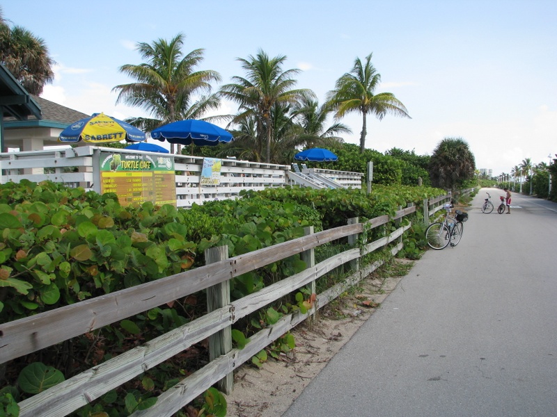 Hollywood Broadwalk access in front of the Turtle Cafe at North Beach Park.